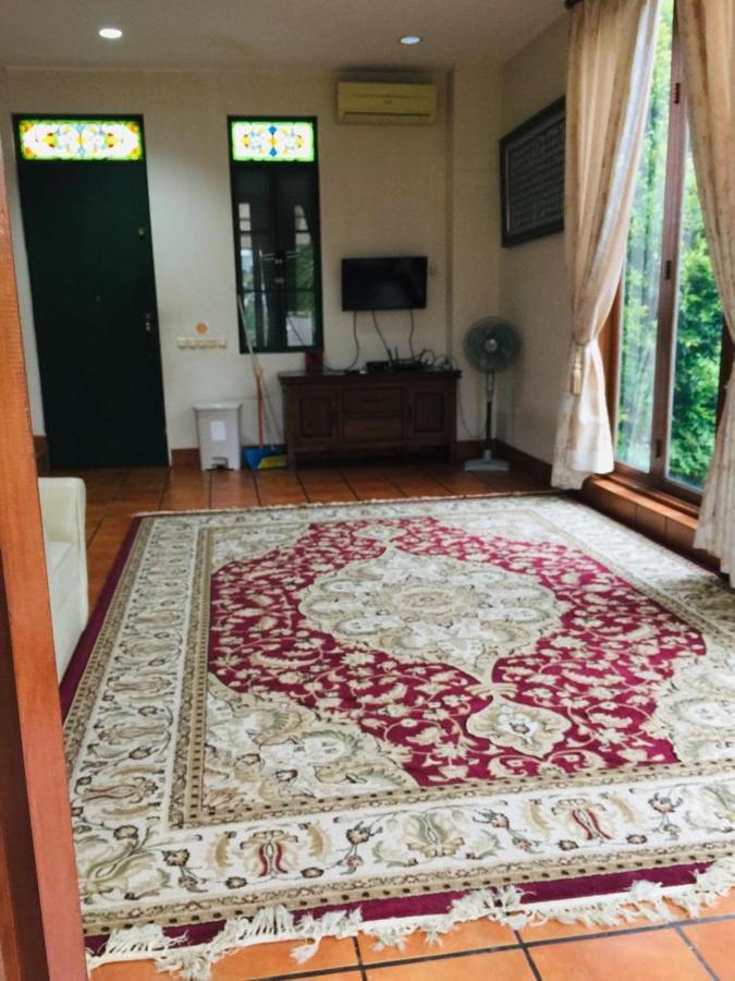 Villa Gathering Yuni Syahla Citaringgul Eksteriør billede
